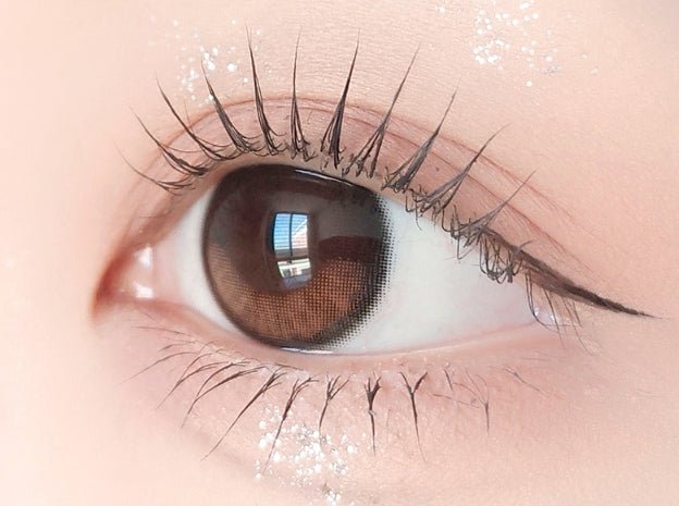 LensVery Shimmer Coral Brown colored contact lens, 13.5mm graphic diameter, Monthly wear