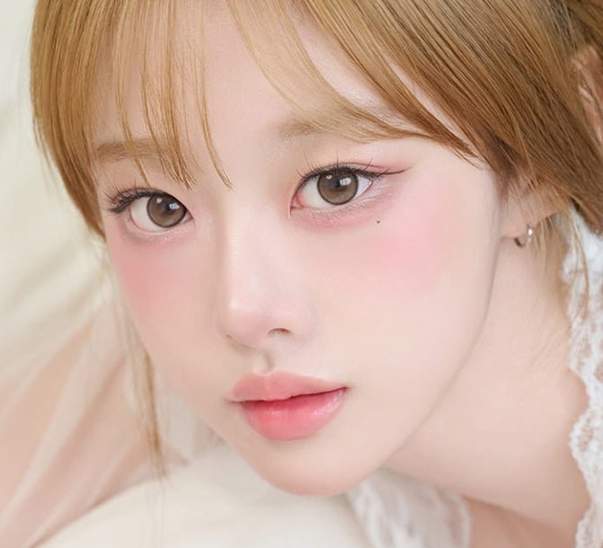 LensVery Shu Shu Brown colored contact lens, 13.6mm graphic diameter, Monthly wear