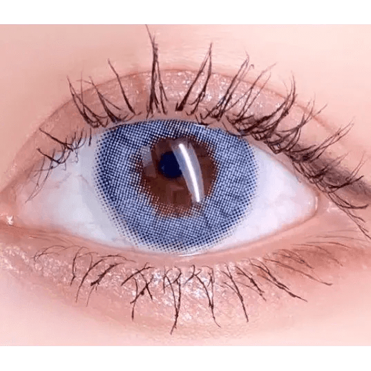 LensVery Silhouette2 Blue Gray — single-eye close-up showing the contact lens appearance