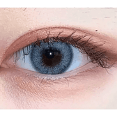 LensVery Silhouette2 Blue Gray — single-eye close-up showing the contact lens appearance