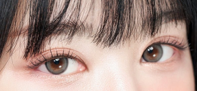 LensVery Sweetfy Gray colored contact lens, 13.3mm graphic diameter, Monthly wear