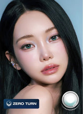 LensVery ZERO TURN Anndora Aqua Blue colored contacts - model wearing the lenses with a lens-pattern inset