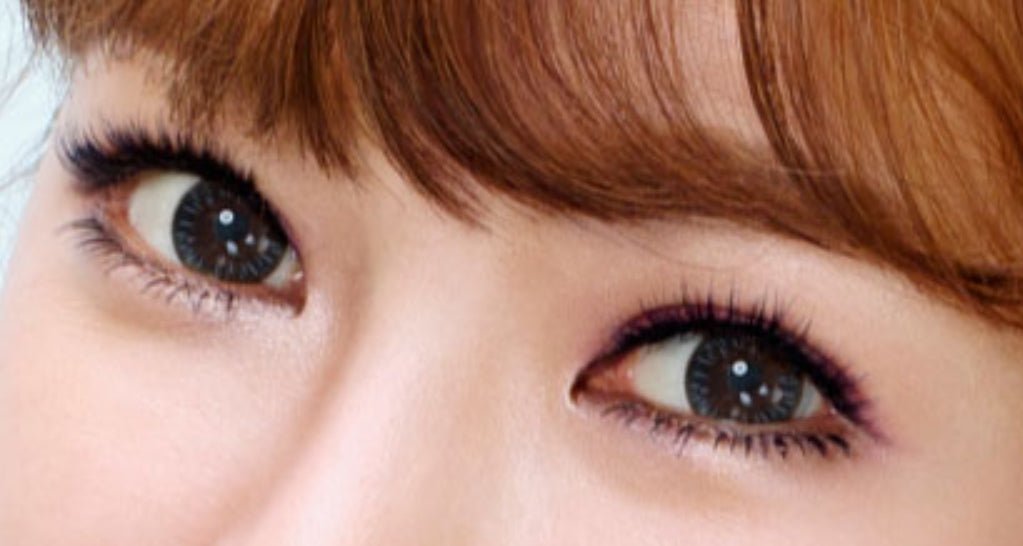 Olens BS 11 Gray colored contact lens, 13.9mm graphic diameter, 3-6 Months wear