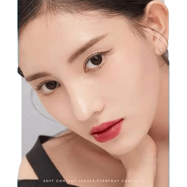 Olens Classi Water Black — model portrait showing the contact lens look