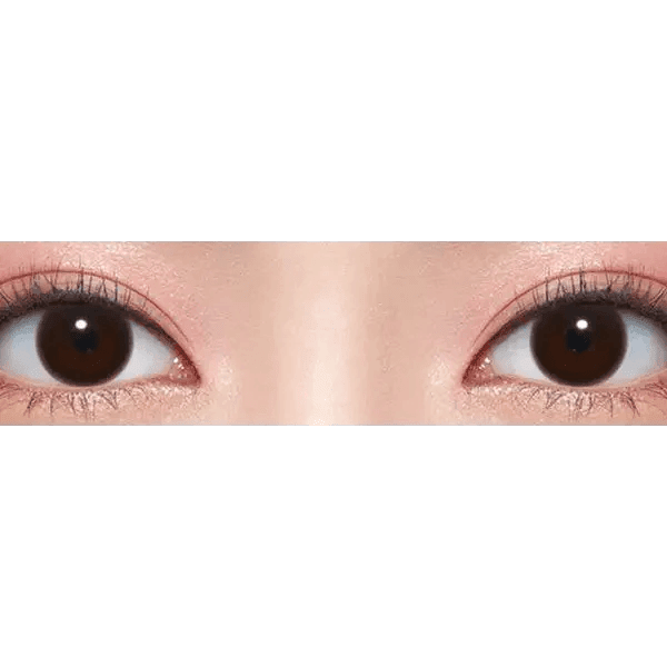 Olens Classi Water Black — both eyes wearing the contact lenses