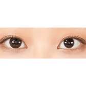 Olens Coming Choco — both eyes wearing the contact lenses