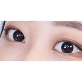 Olens It's Black — both eyes wearing the contact lenses