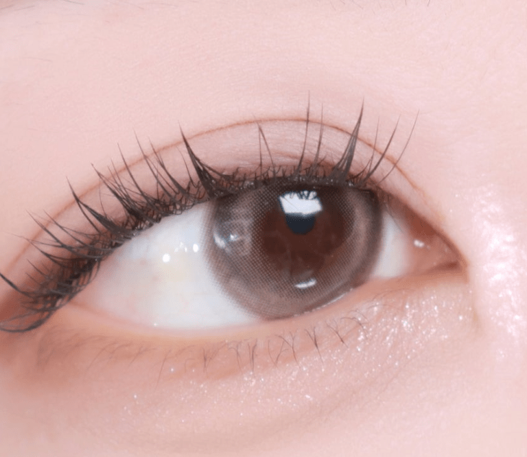 Olens TT3 Beige Brown colored contact lens, 13.3mm graphic diameter, 3-6 Months wear
