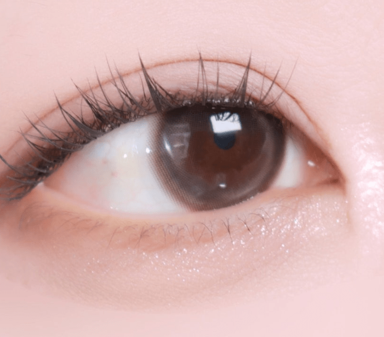 Olens TT3 Brown colored contact lens, 13.3mm graphic diameter, 3-6 Months wear