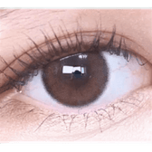 Olens ViVi Ring 1Day Choco (10p) — single-eye close-up showing the contact lens appearance