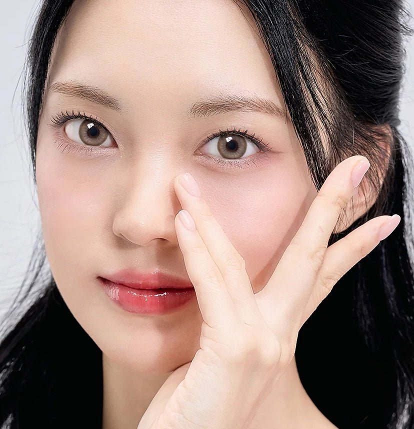 Romantea Betty Ash Choco Toric colored contact lens, 13.7mm graphic diameter, 3-6 Months wear