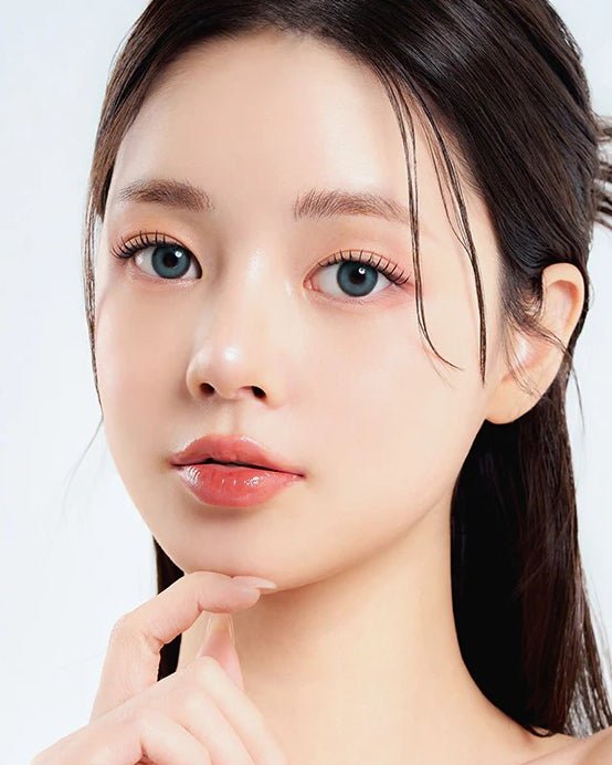 Romantea Bubbly Candy Blue Toric colored contact lens, 13.9mm graphic diameter, 3-6 Months wear