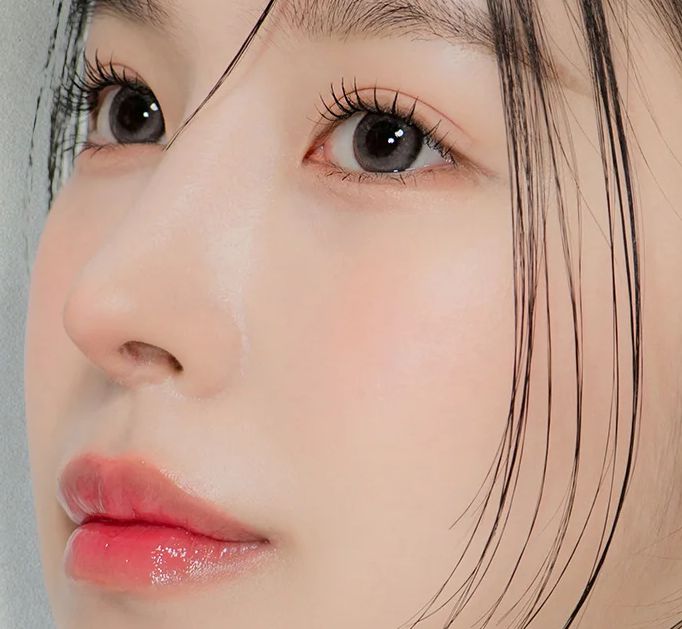 LensTown 1Day Odd I's Soft Gray (10p) colored contact lens, 13.0mm graphic diameter, Daily wear