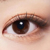 LensTown 17Again Choco — single-eye close-up showing the contact lens appearance