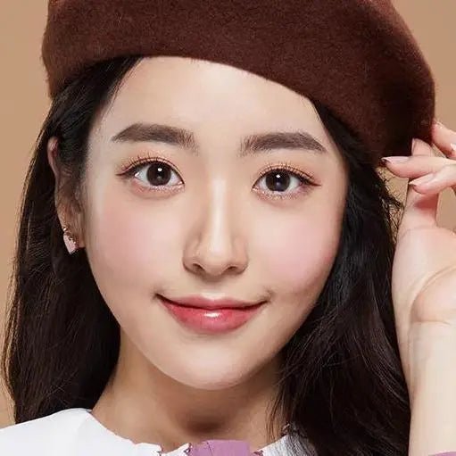 LensTown 17Again Choco — model portrait showing the contact lens look