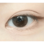 LensVery 3Brown Code1 colored contacts - on-eye close-up showing the color and design