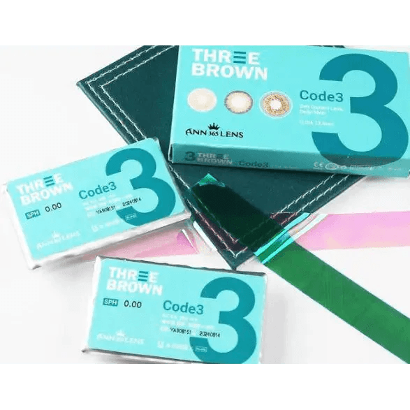 LensVery 3Brown colored contacts - product packaging