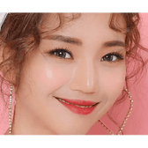 LensVery Add Gray — model portrait showing the contact lens look
