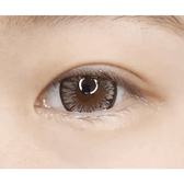 LensTown Back to Basic Macaron Brown — single-eye close-up showing the contact lens appearance
