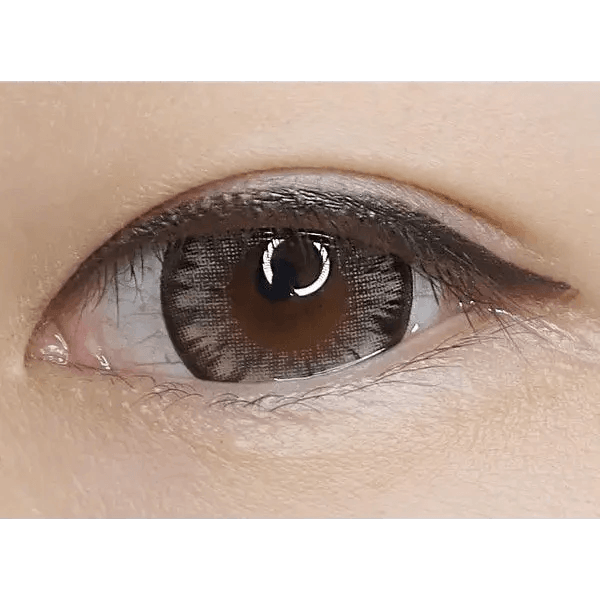 LensTown Back to Basic Macaron Gray — single-eye close-up showing the contact lens appearance