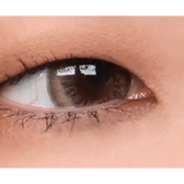 LensTown Back to Basic Street Ash Beige — single-eye close-up showing the contact lens appearance