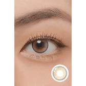 LensTown Beloved Royal Brown — single-eye close-up showing the contact lens appearance