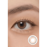 LensTown Beloved Water Brown — single-eye close-up showing the contact lens appearance