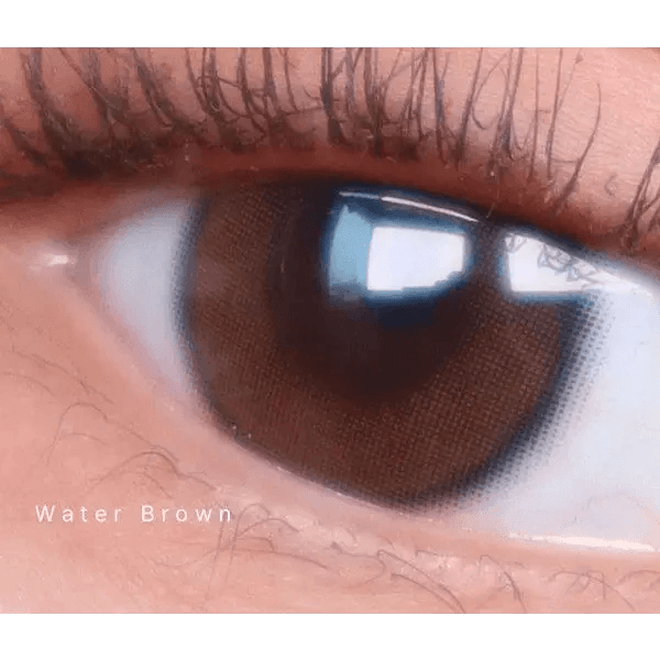 LensTown Beloved Water Brown — single-eye close-up showing the contact lens appearance
