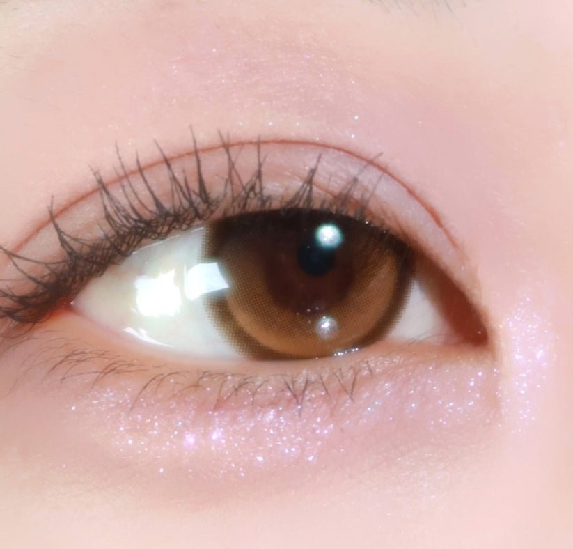 Olens Big Glowy Hazel Brown colored contact lens, 13.6mm graphic diameter, Monthly wear
