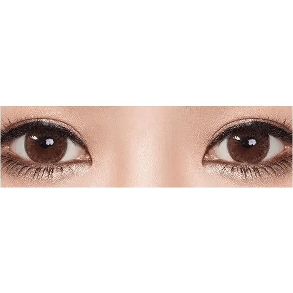 Olens Big Grang Grang Brown — both eyes wearing the contact lenses
