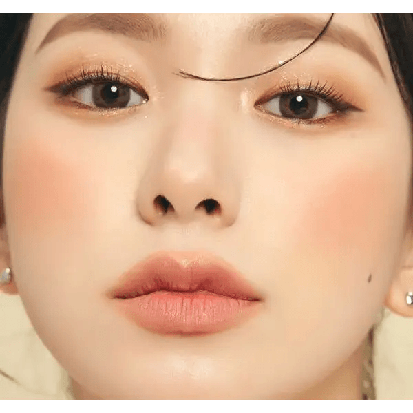 LensTown Breeze 2 Brown — model portrait showing the contact lens look