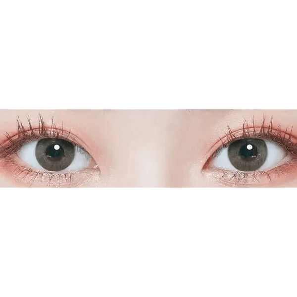 LensTown Breeze 2 Gray — both eyes wearing the contact lenses