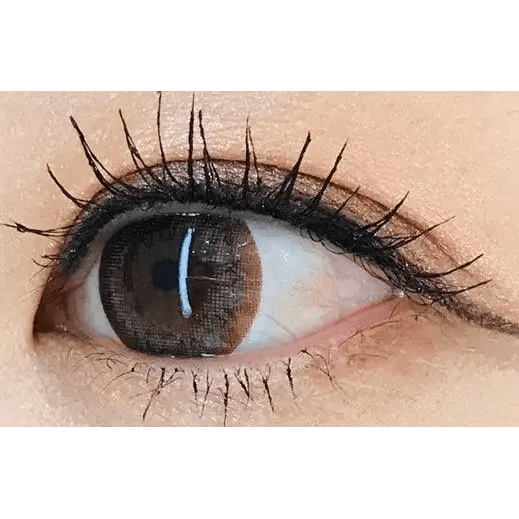 Olens BS 21 Gray — single-eye close-up showing the contact lens appearance