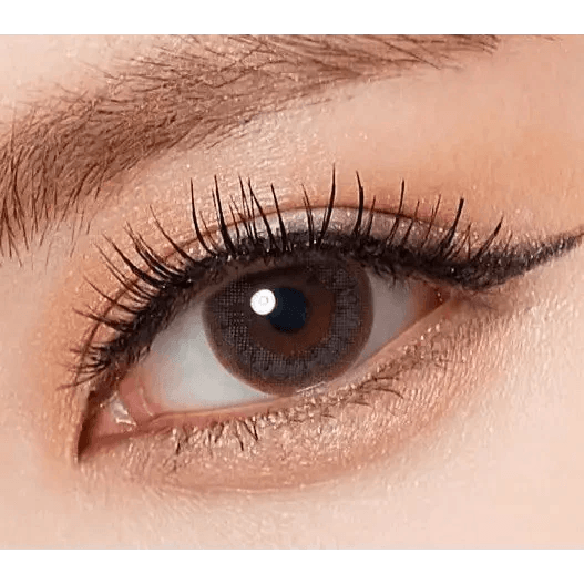 Olens BS 21 Gray — single-eye close-up showing the contact lens appearance