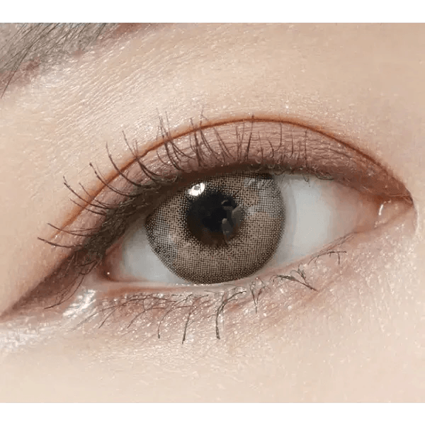 LensVery Buttercup Beige colored contact lens, 12.9mm graphic diameter, Monthly wear