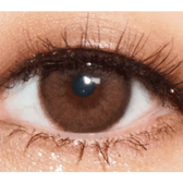 LensTown Choco Pong Edge Caramel Choco — single-eye close-up showing the contact lens appearance