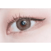 LensTown Choco Pong Edge Milk Choco — single-eye close-up showing the contact lens appearance