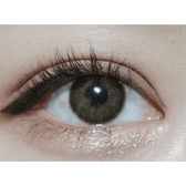 LensTown Choco Pong Edge Milk Choco — single-eye close-up showing the contact lens appearance