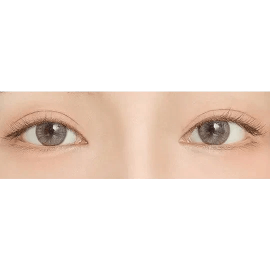 LensTown Coco View Tiny Gray — both eyes wearing the contact lenses