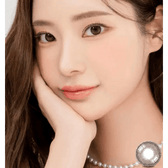 LensRang Comely Choco — model portrait showing the contact lens look
