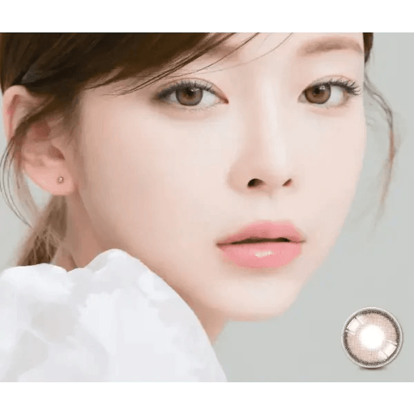 LensRang DayLook 1Day Brown (5p) — model portrait showing the contact lens look