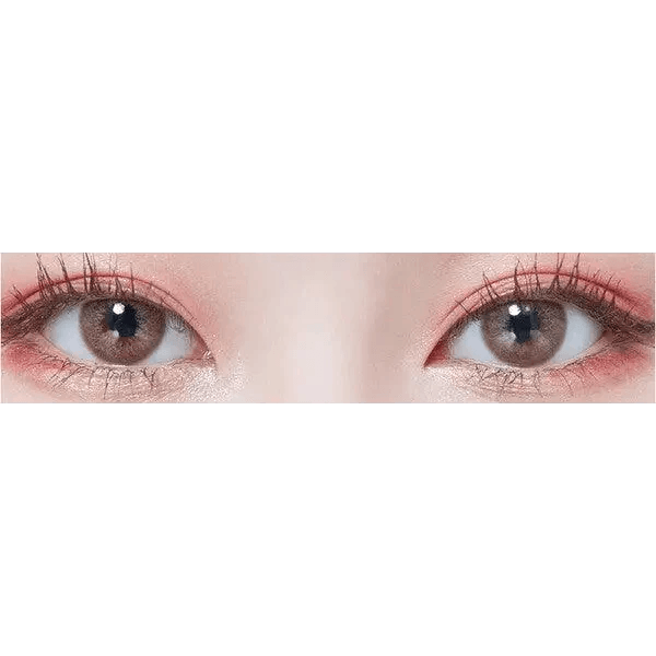 LensTown Dear MIMI Brown — both eyes wearing the contact lenses