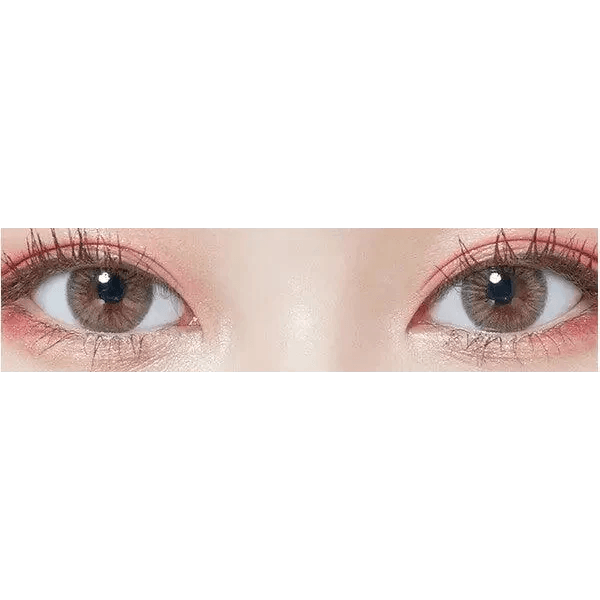 LensTown Eau So Pretty Brown — both eyes wearing the contact lenses