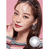LensTown Eau So Pretty Violet — model portrait showing the contact lens look
