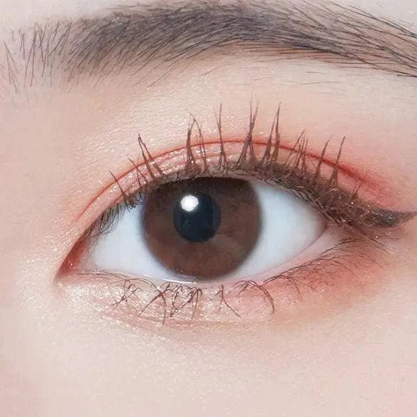 LensRang Epi Clear — single-eye close-up showing the contact lens appearance