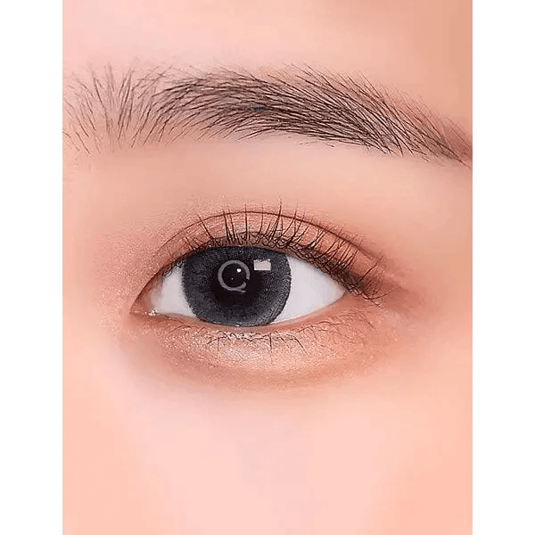 LensRang Epi Gray — single-eye close-up showing the contact lens appearance