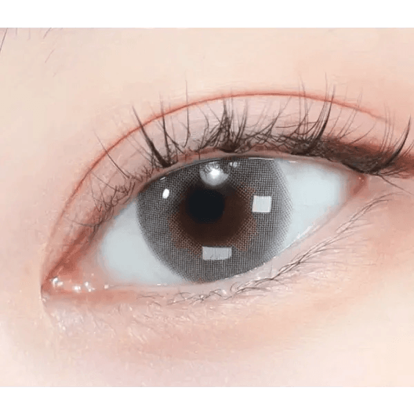 Olens French Shine Gray colored contact lens, 13.2mm graphic diameter, Monthly wear