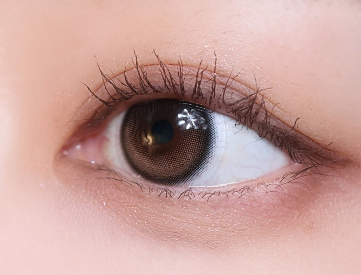 Olens Glowy Natural Mocha Brown colored contact lens, 13.0mm graphic diameter, Monthly wear