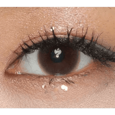 LensVery Honey U Choco — single-eye close-up showing the contact lens appearance