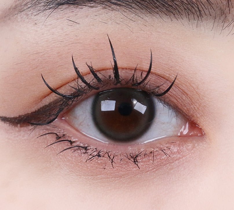 i-DOL Eyeis Ash Brown colored contact lens, 13.0mm graphic diameter, Monthly wear
